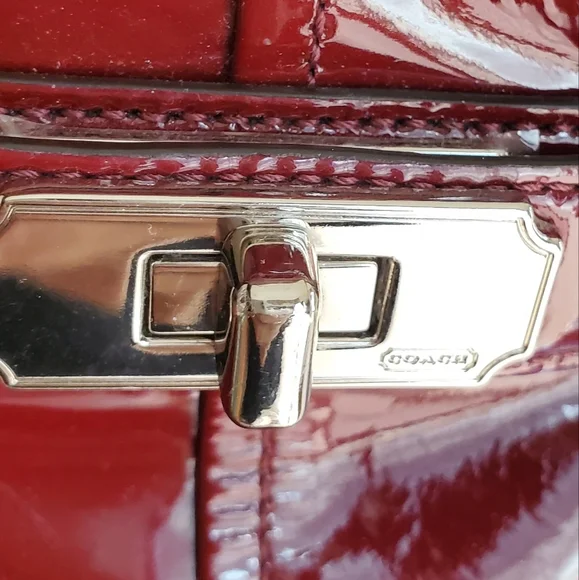 Coach F17861 Chelsea Wine Red Patent Leather Ashlyn Hobo Shoulder Bag Handbag - Picture 17 of 17